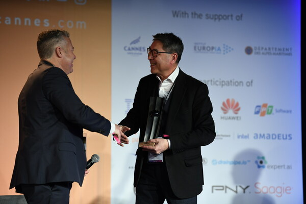 Huawei raih Neurons Awards Special Jury Prize di World AI Cannes Festival 2023