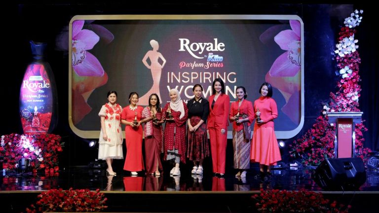 Royale Parfum Series by SoKlin Gelar Royale Inspiring Woman Awards 2024