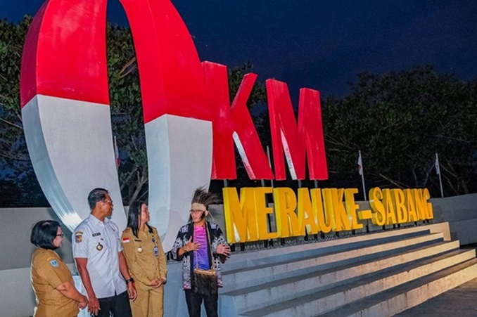 Menparekraf Gali Potensi Wisata di Kawasan Titik 0 KM Merauke